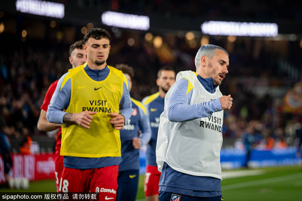 马德里竞技出“重金牌局”:1000万+续约压制巴萨阿森纳,阿尔瓦雷斯命运将如何?