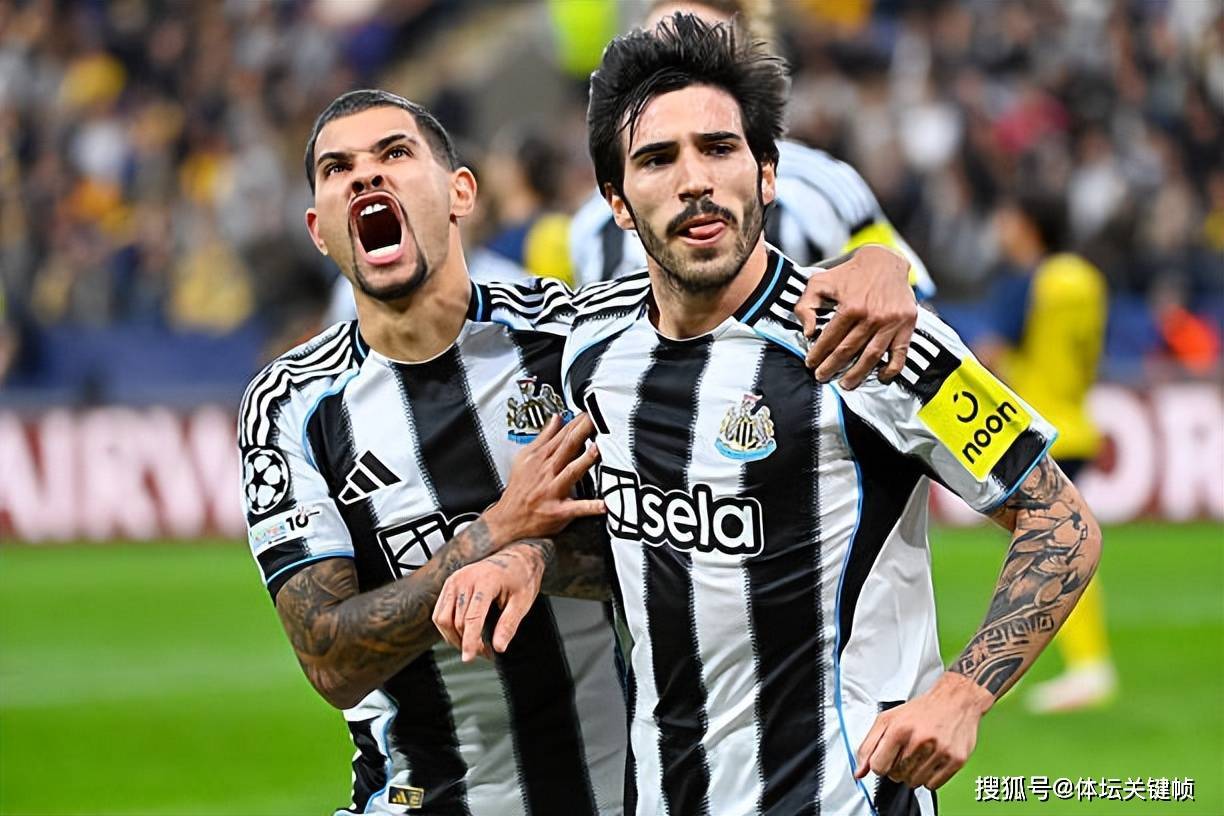 卡里克铁腕清洗多名旧将!曼联豪购五大新援,新赛季梦幻阵曝光